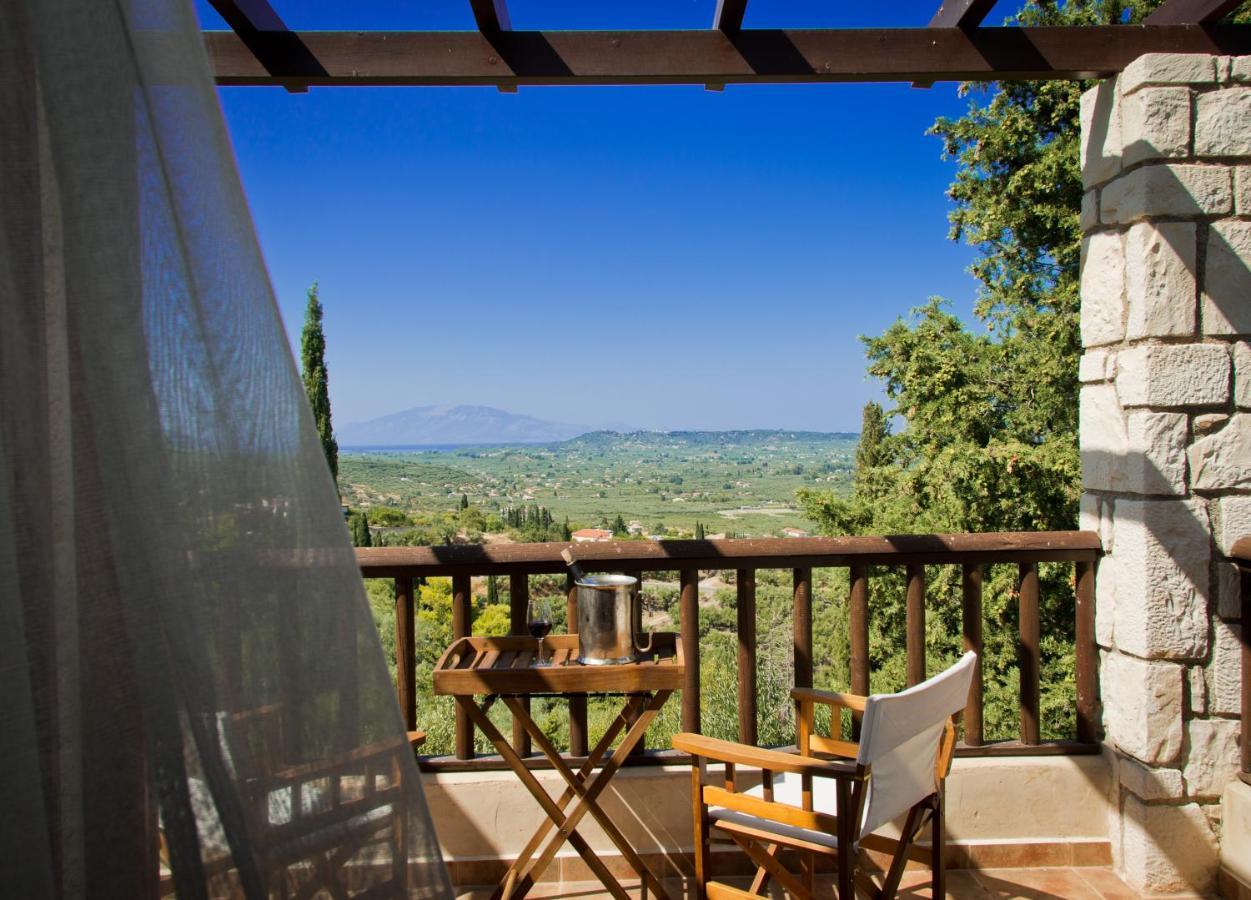 Amorosa Villa